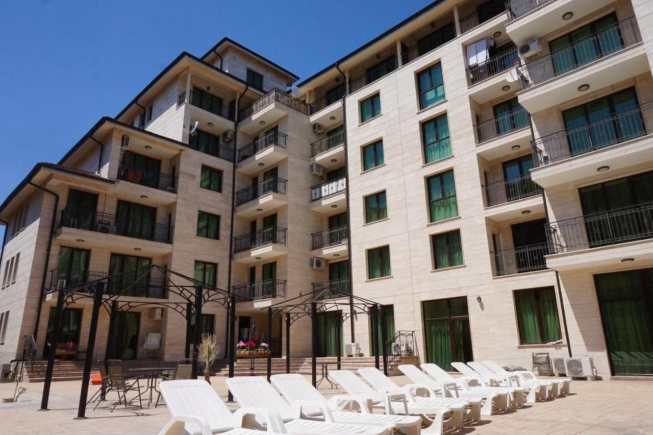 Amadeus Lux - Menada Apartments Slantschew brjag Exterior foto